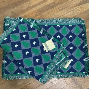 Vintage 1997 W.Y.S.I.W.Y.G 100% Cotton Holiday Tree & Star Placemats Set Of 8